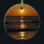 Soluppgång vid Beach av Shirley Taylor Julgransprydnad Keramik<br><div class="desc">Solupphöjande ornament. Klicka på knappen Anpassa för att lägga till texten. Bilder Copyright © Shirley Taylor. Alla Höger reserverade.</div>