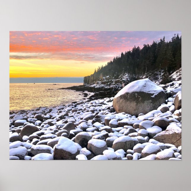 Soluppgång vid Boulder Beach i Acadia Poster (Framsidan)