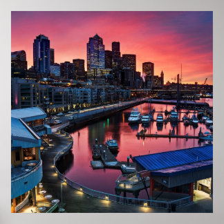 Soluppgång vid pir 66 tittar ner på klockhamnen poster