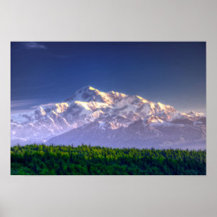 Soluppgångkyssar Mount McKinley Alaska spänner Poster