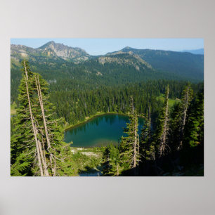 Soluppgångssjön sedd från ovan vid Mount Rainier P Poster