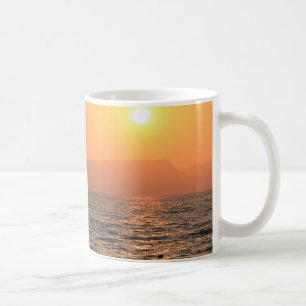 soluppsättning i det Galilee havet Kaffemugg