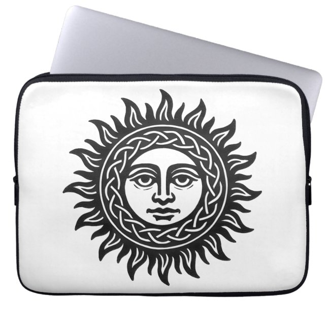 Solvisage Sigill – Svart Sol Emblem Laptop Fodral (Framsidan)