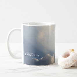 Solvit moln med inspirationell tros kaffe kaffemugg