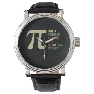 Som ett vanligt nummer men oändligt coolare Pi-dag Armbandsur