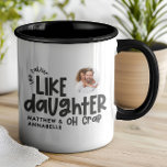 Som far som ett underligt, roligt foto mugg<br><div class="desc">Som far,  som en dotter,  rolig fotosvart och vit typografi pappa eller dotter som matchar jul,  födelsedag,  Påsk gif idé.</div>