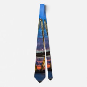 Som Ljus Kom på Neck Tie Slips