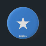 Somalia Flagga Charming Patriotic Knapp<br><div class="desc">Somalias Flagga Charming Patriotic Button med flagga Somalia tryckt över hela knappen. Land namn är delvis integrerat i utformningen på grund. Anpassadet Text är fullt ut med funktionen "Anpassa den!". Denna vackra Somalia-knapp är snyggtens gåva till alla tillfälle. © 20210000000000000</div>