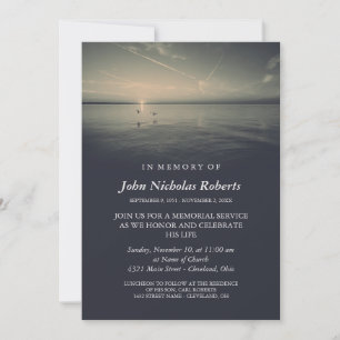 Somber Birds by Ocean Sunrise Memorial Service Inbjudningar