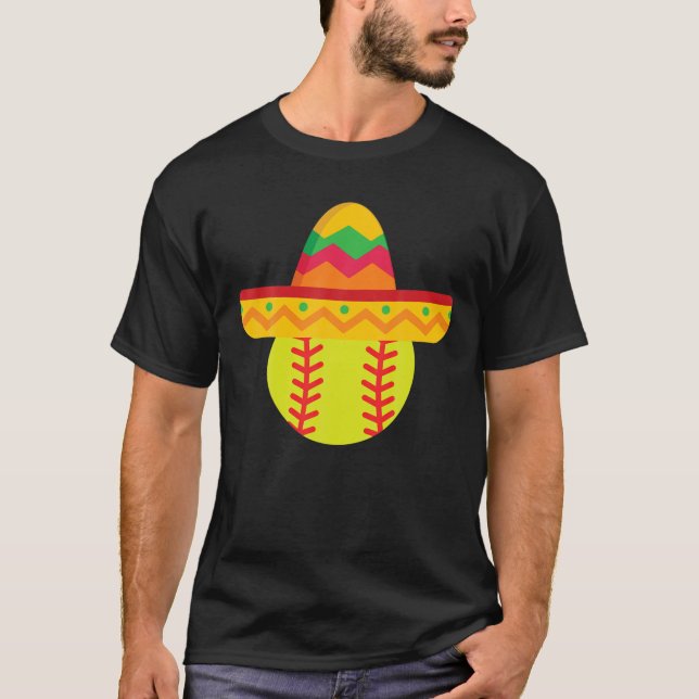 Sombrero Softball Cinco De Mayo Softball Player T Shirt (Framsida)