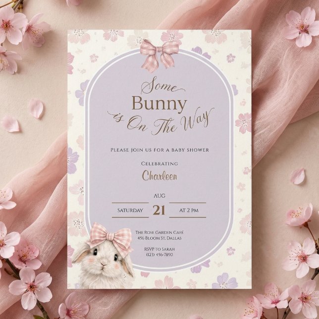 Some Bunny är på väg Baby Shower Inbjudan (Skapare uppladdad)