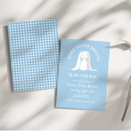 Some Bunny Baby Shower blå rutig Inbjudningar