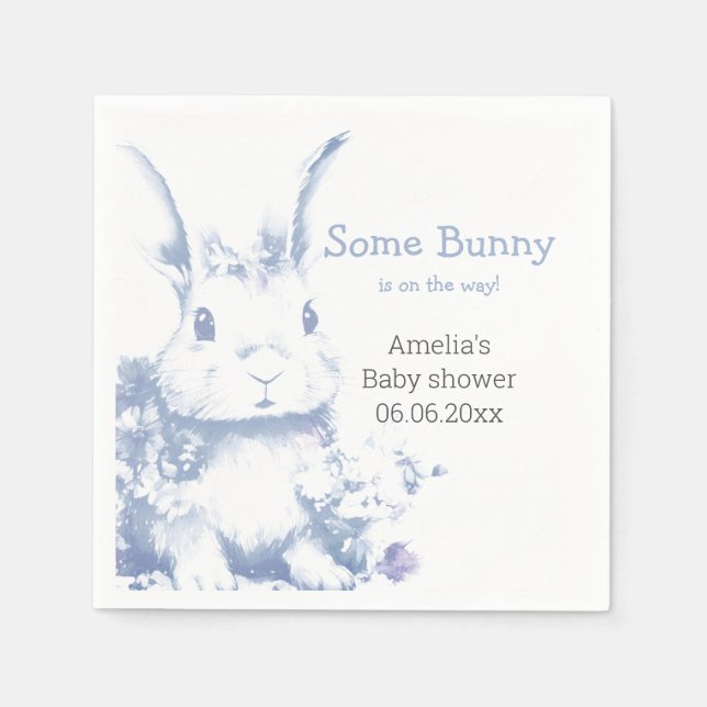 Some Bunny is coming Blue Baby Shower  Pappersservett (Framsidan)