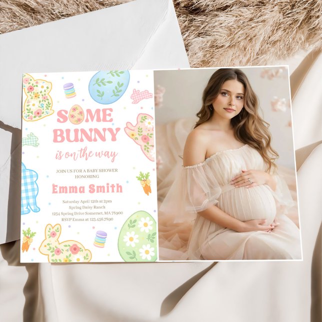 Some Bunny Is On The Way Baby Shower Photo Inbjudningar (Skapare uppladdad)