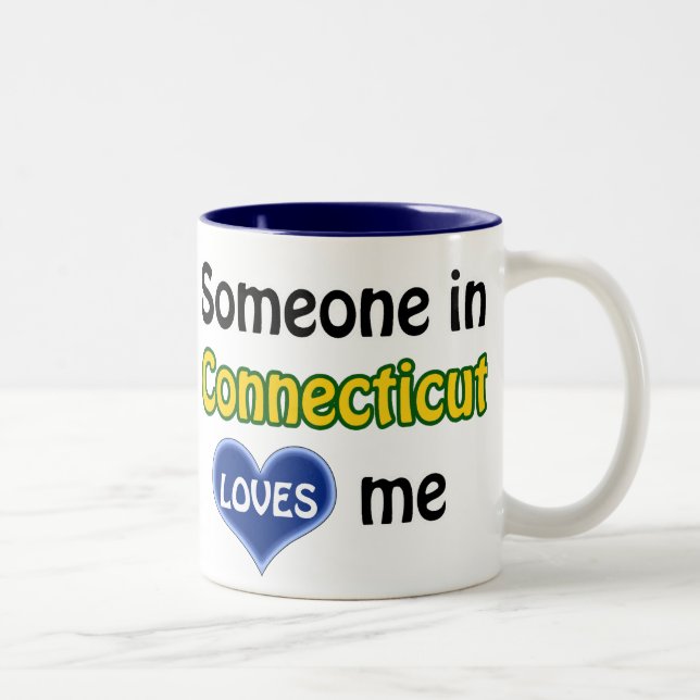 Someone in Connecticut loves me Två-Tonad Mugg (Höger)
