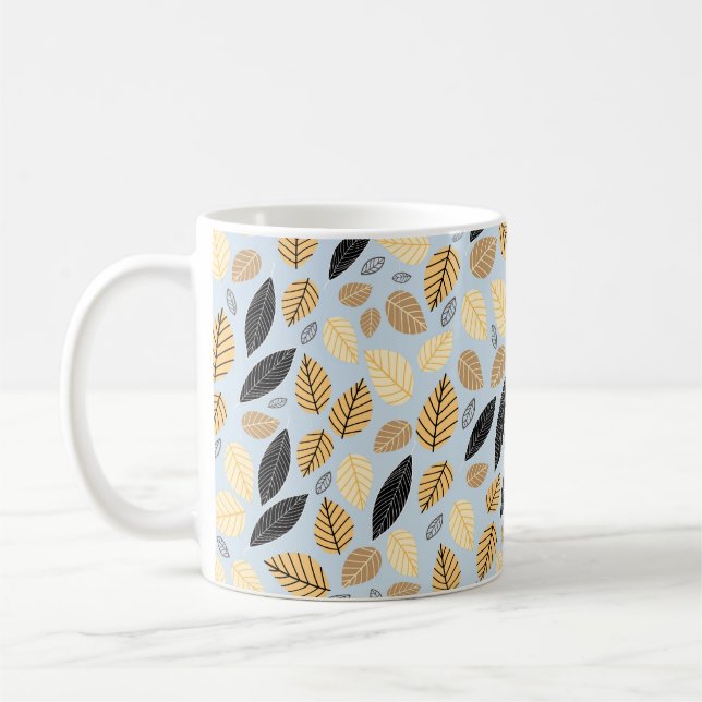 Sömlös mönster i höst löv på blå botten kaffemugg (Vänster)