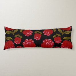 Sömlös mönster i röd ros på svart bakgrund kroppskudde