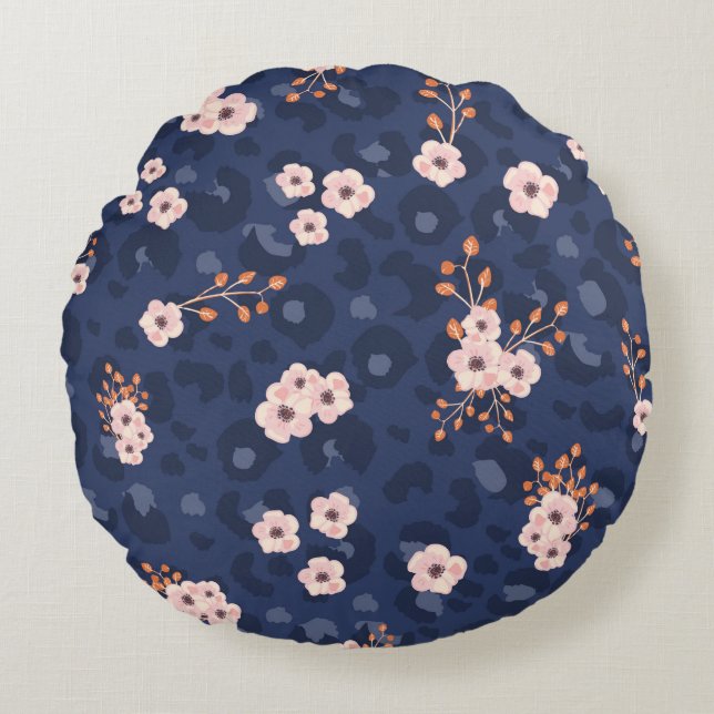 Sömlös mönster med leopard hud och rosa liten  rund kudde (Framsidan)