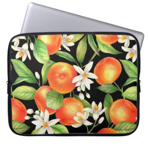 Sömlös mönster med orange frukter, blommor och laptop fodral