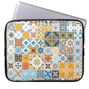 Sömlös mönster med portugisiska plattor. illus laptop fodral