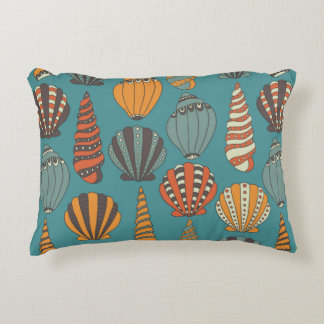 Sömlös mönster med sjöhylsor, hand plockade-ikoner prydnadskudde