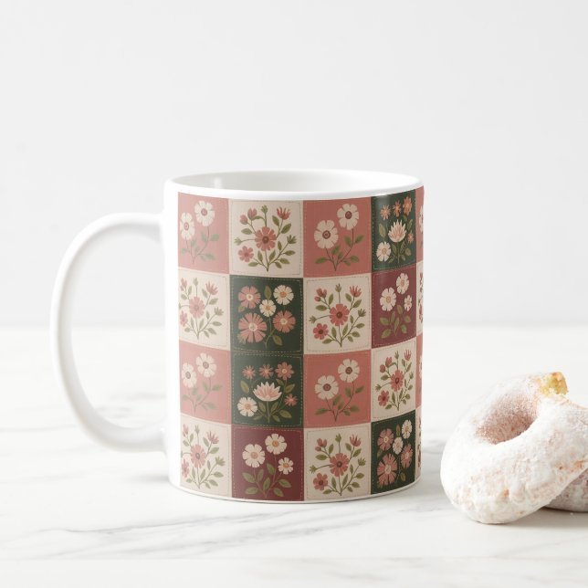 Sömlös rustik blomsterpatchwork kaffemugg (Med munk)