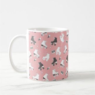 Sömlöst mönster med rullskridskor och kassett t kaffemugg