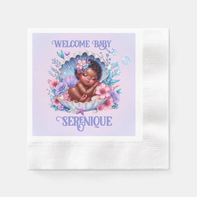 Sömmande etnisk Flicka i Seashell Pastel Pappersservett (Framsidan)