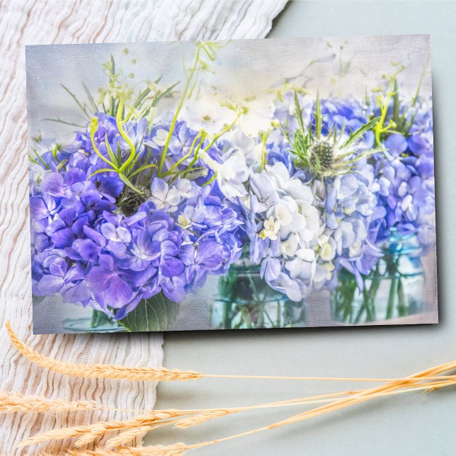 Sommar Lila Hydrangeas Murkelkrukor Tomma Inuti Hälsningskort (Perfect for heartfelt messages, birthdays, and thank you notes alike.)
