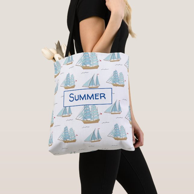 Sommar Sjötid Söt yacht med segel Tygkasse (Närbild)