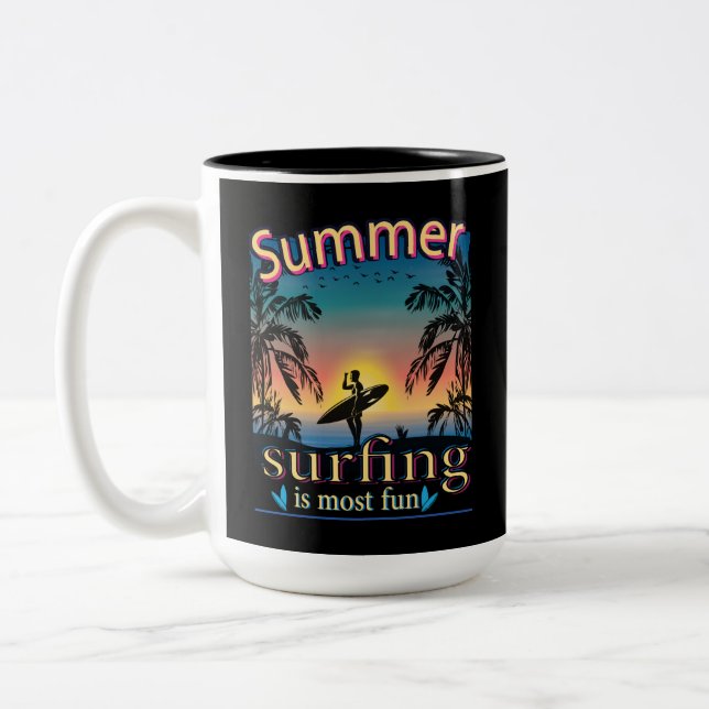 Sommar - surfning är mest Roligt två tonekaffe Mug Två-Tonad Mugg (Vänster)