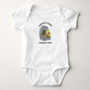 Sommar vibbar surfing tid t shirt