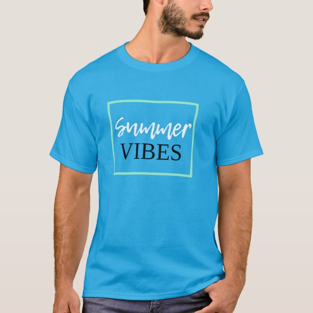 Sommar Vibes-Coolan Citat med vit text blå T Shirt (Framsida)