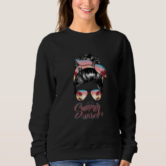 Sommar Vibes Messy Bun Mamma Funny sommaruppehåll T Shirt