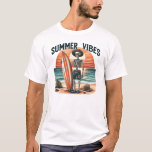 Sommar Vibes Skeleton Surfer Sunset Beach Design T Shirt