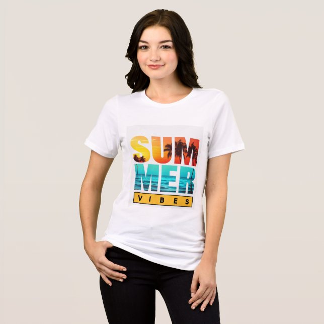 Sommar Vibes T-Shirt - Vibrant Sunset & Ocean. (Framsida Full)