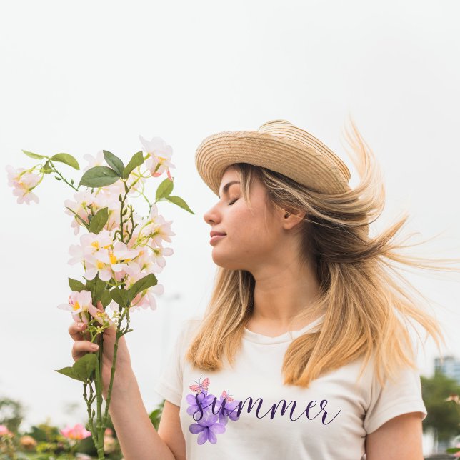 Sommar Violet Flowers och Butterfly T Shirt (Skapare uppladdad)
