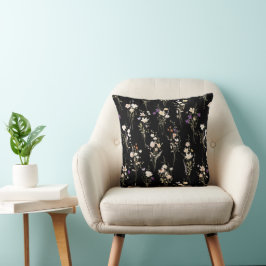 Sommarbuketter med vilda blommor Abstrakt design Kudde