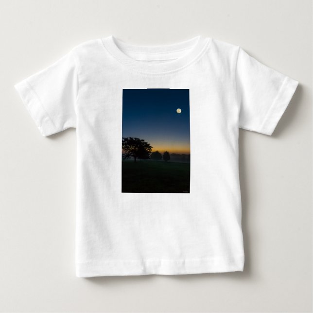 Sommardamning med måne t shirt (Framsida)