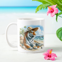 Sommarfärgtiger på stranden kaffemugg