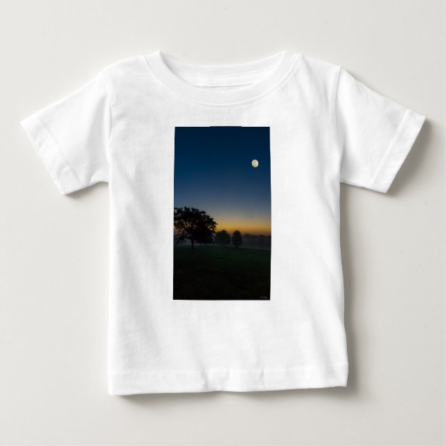 sommargryning med Måne T Shirt (Framsida)