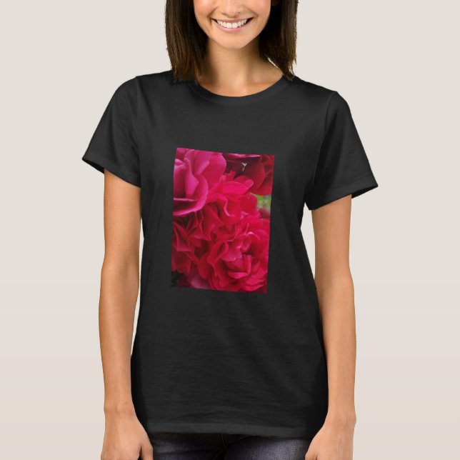Sommarkvinnans Ro Flower T-Shirt (Framsida)