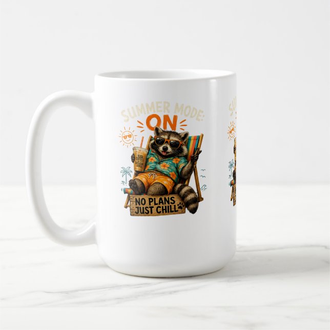 Sommarläge PÅ – Inga Planer, Bara Avslappning 🦝☕ Kaffemugg (Vänster)