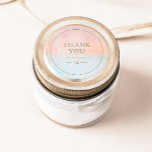 Sommarsolnedgång Watercolor Tack Wedding Favor Runt Klistermärke<br><div class="desc">I somras är ett tack för bröllopet för den klassiska runda klistermärket perfekt för din tropiska strand bröllop. Designad med minimalistisk,  orange-persikofärgad korall och dammig blå vattenfärg,  åtföljd av ren,  sandig guld-typografi. Det är säkert att matcha dina moderna bohemiska turistbröllopsviber.</div>