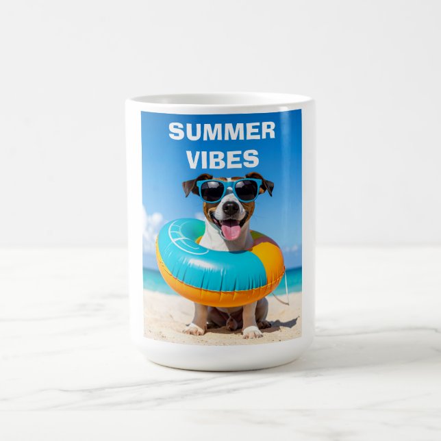 Sommarstämning hund på stranden kaffemugg (Center)