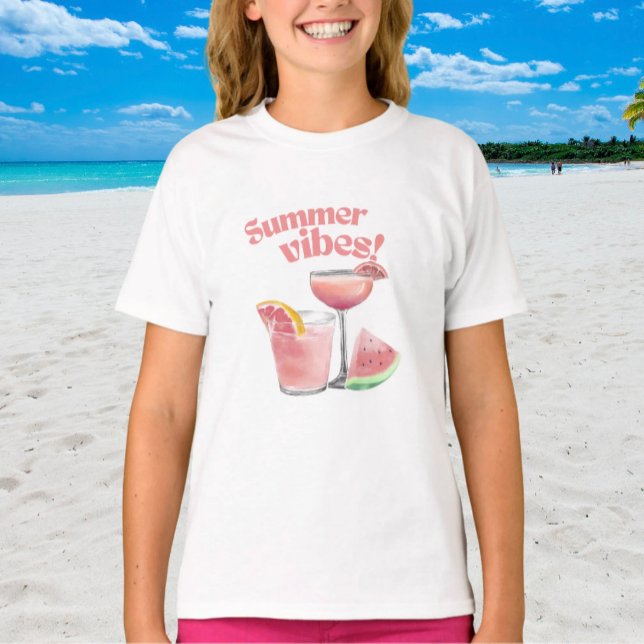 Sommarstämning Rosa Cocktail Vattenkonst T Shirt (Skapare uppladdad)