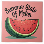 Sommarstaten Melon Retro Fruit Art Kakelplatta<br><div class="desc">Fånga säsongens skoningslösa glädje med denna sjudande "Sommarstat av melon"-design, med ett saftigt vattenmelonsegment av tecknad-stil som i praktiken utstrålar solsken. Om du anger ett lekfullt reflexskript lägger frasen till en pun-fylld twist till dina favoritvarma väderstunder. Perfekt blandning av nostalgi och stollig, det djärva färg och stiliserade frukt ge från...</div>