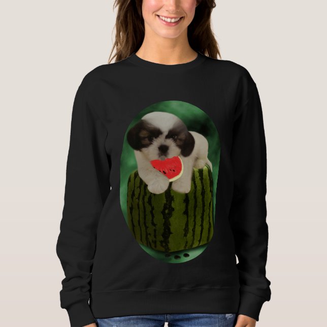 Sommartid Shih Tzu-marionett som njuter av W:s sma T Shirt (Framsida)
