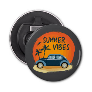 Sommarvibe med retro-bil på stranden flasköppnare