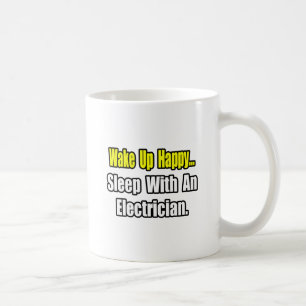 Sömn med en elektriker kaffemugg